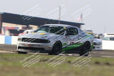 media/Jan-18-2026-CalClub SCCA (Sun) [[8bc6468723]]/Group 5 Race/Turn 1/